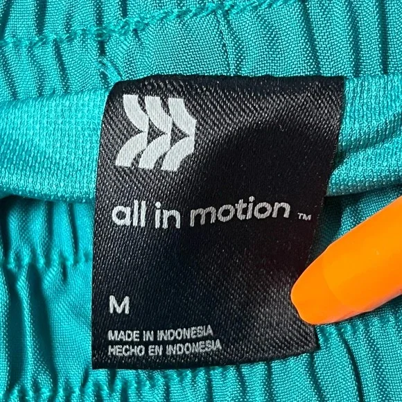 All In Motion Emerald Green Pleated Lined Shorts Women's M High Rise Athletic EC - Picture 4 of 5